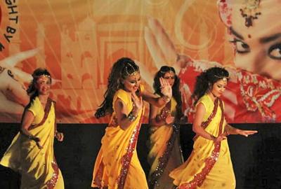 Kaly Stasinou, Bollywood Dance