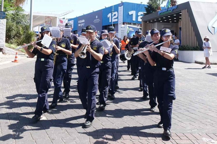 Τελευταία ευκαιρία για συμμετοχή στη μεγάλη γιορτή της 90ής ΔΕΘ. Αμείωτο συνεχίζεται το ενδιαφέρον του κόσμου.