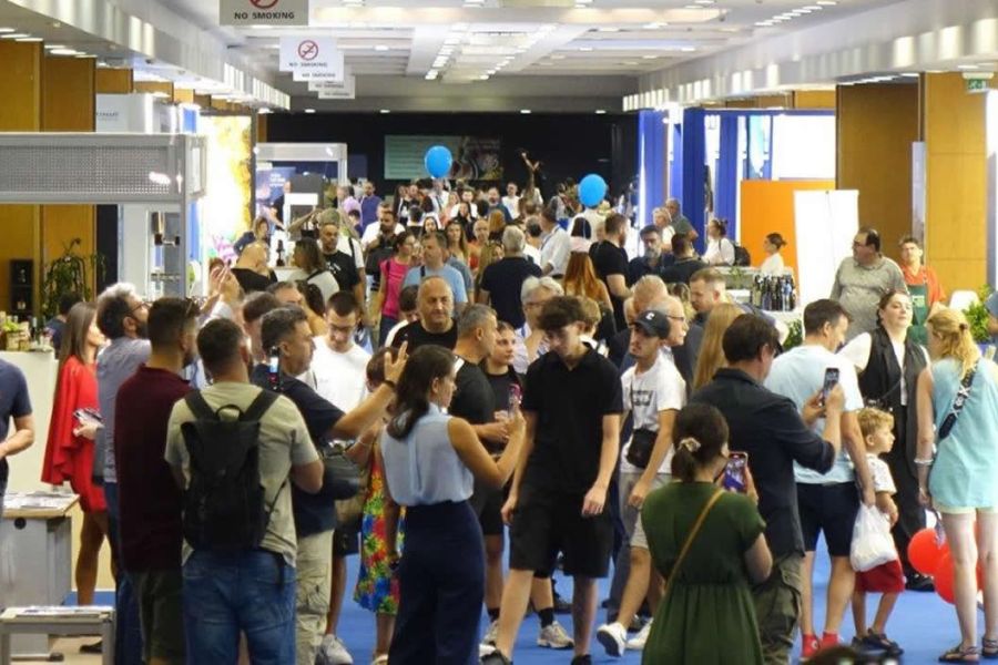 Εντυπωσιακή η προσέλευση στην 89η ΔΕΘ  το πρώτο Σαββατοκύριακο