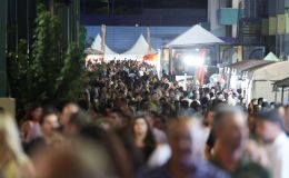 Η γαστρονομία έχει την τιμητική της στην 90ή ΔΕΘ. Ασιατικές και ελληνικές γεύσεις προσελκύουν το κοινό.